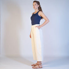 Load image into Gallery viewer, גופיה Dana
